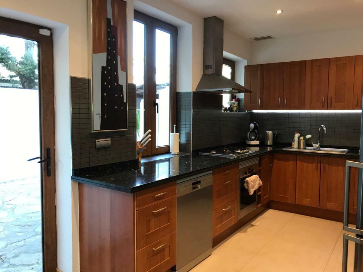 Villa With Heated Pool And Jacuzzi Close To Puerto Banus And Beach Estepona Exterior foto